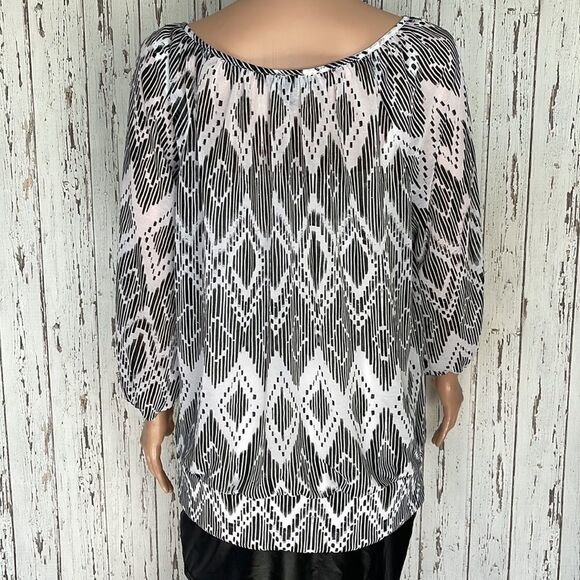 AB Studio Blouse - Picture 6 of 8